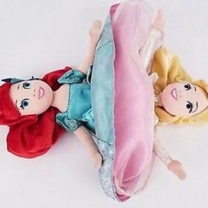 DISNEY 2 dolls in 1 - NWOT